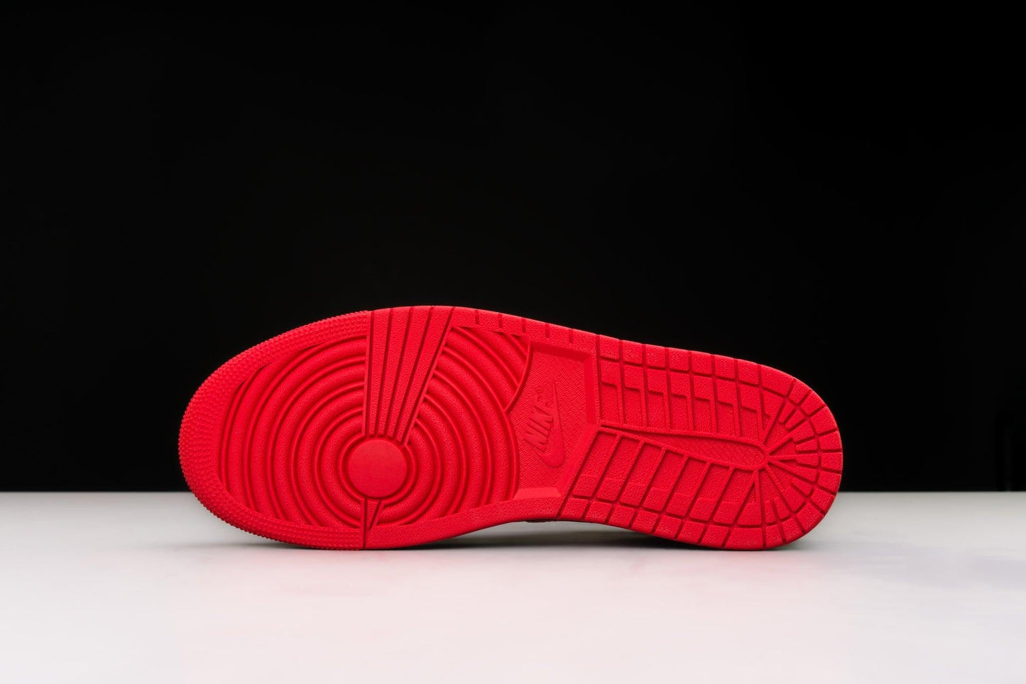 Nike Men Basketball Shoes Sneakers Black Fire Red White