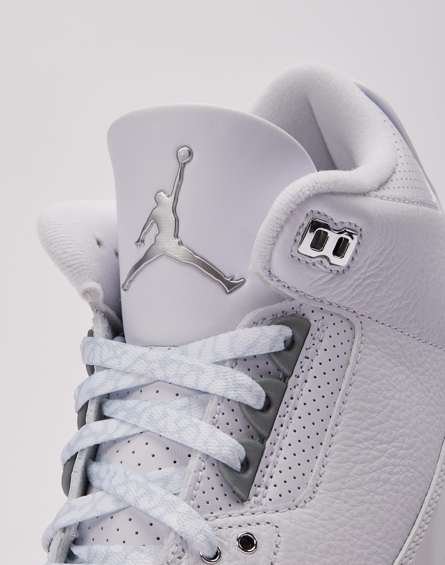 AIR JORDAN 3 RETRO WHITE AND SILVER