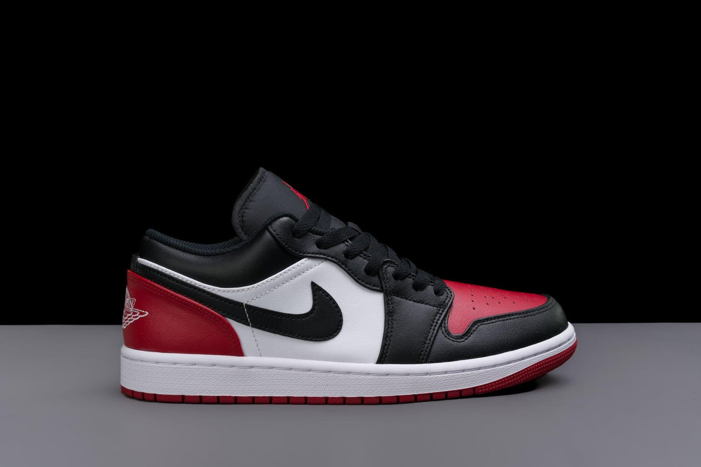 AIR JORDAN unisex-adult Modern White Black Varsity Red