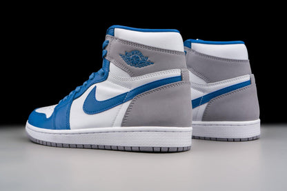 Nike Men's Air Jordan 1 Retro High OG Sneaker True Blue