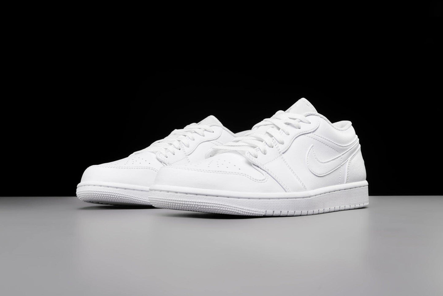 Nike Air Jordan 1 Low Mens Shoes White