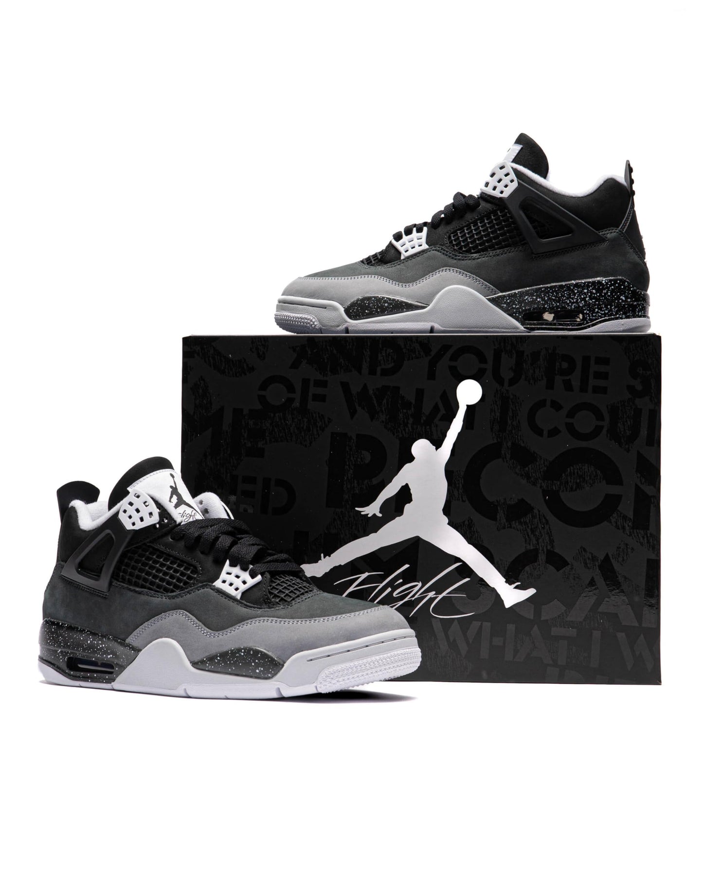AIR JORDAN 4 RETRO FEAR