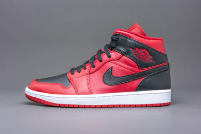 Nike Downshifter 12, Women's Sneaker Red
