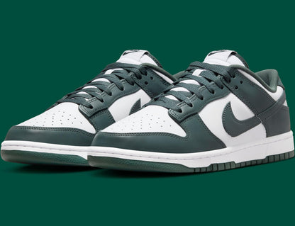 Nike Men's Dunk Low Retro White/White/Vintage Green