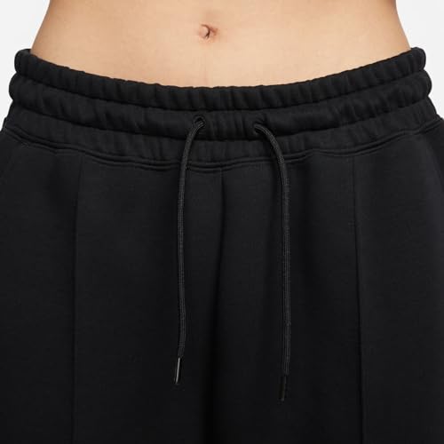 Nike Women's Sporty