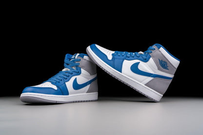 Nike Men's Air Jordan 1 Retro High OG Sneaker True Blue