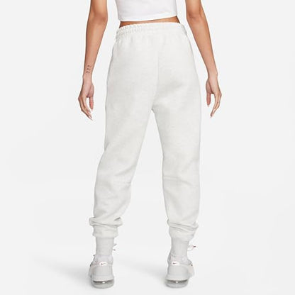 Nike Women's Sporty