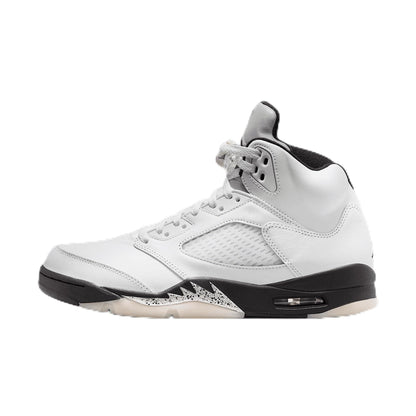 Air Jordan 5 Retro White and Black Men's Shoes (DD0587-110, White/Sail/Metallic Silver/Black)