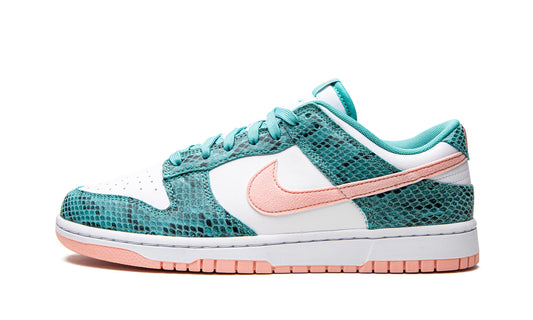 Nike Mens Dunk Low DR8577 300 Snakeskin Washed Teal Bleached Coral