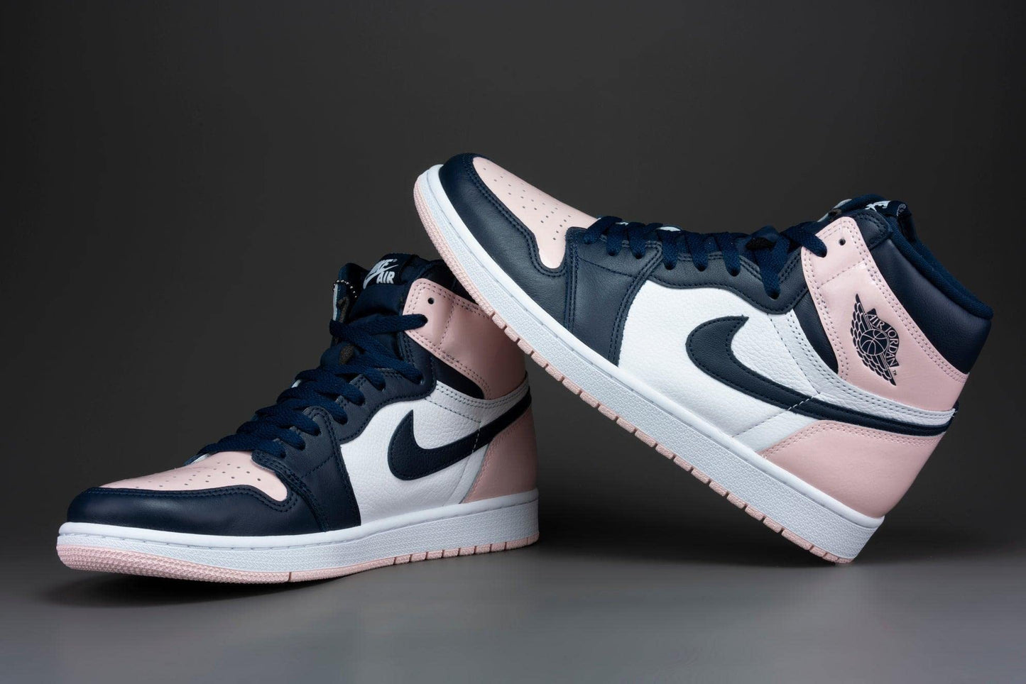Air Jordan 1 Retro High OG "Atmosphere / Bubble Gum" (Wmns)