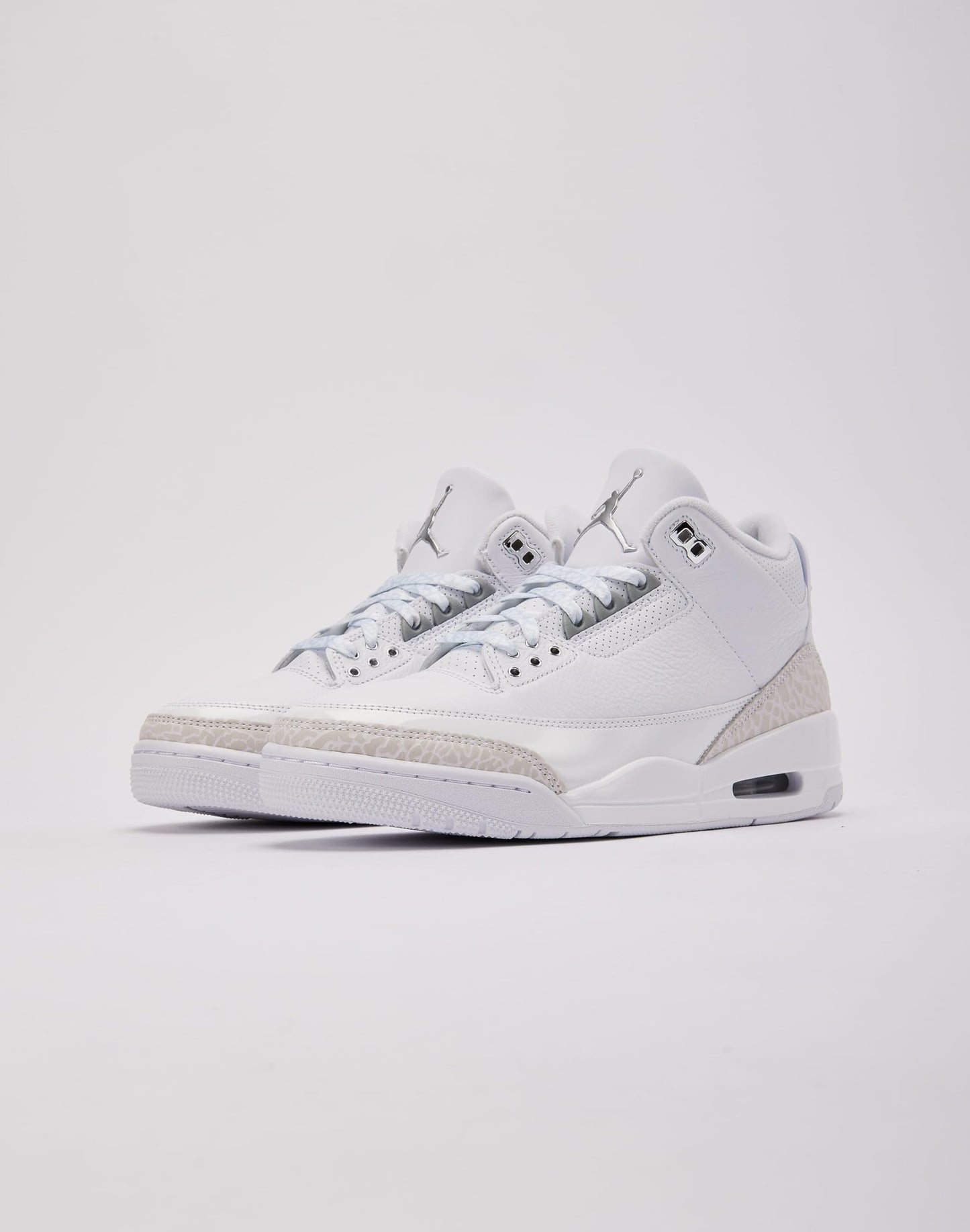 AIR JORDAN 3 RETRO WHITE AND SILVER