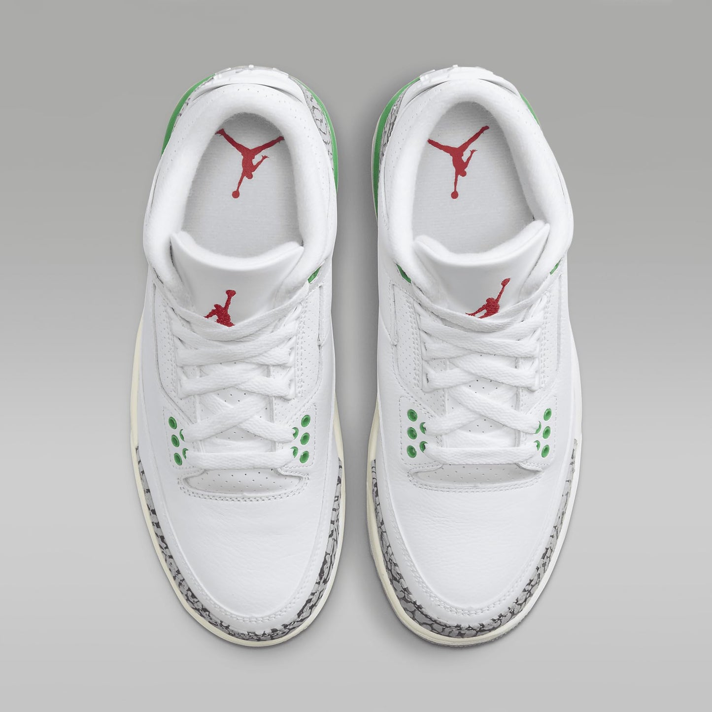 Air Jordan 3 Retro Women's Shoes Size
