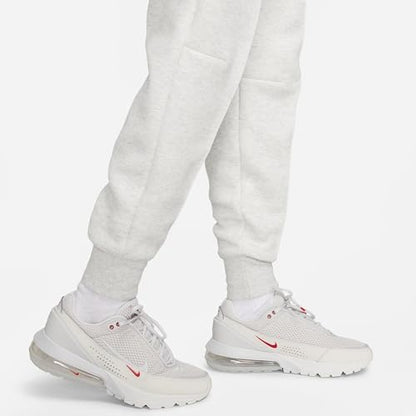 Nike Women's Sporty