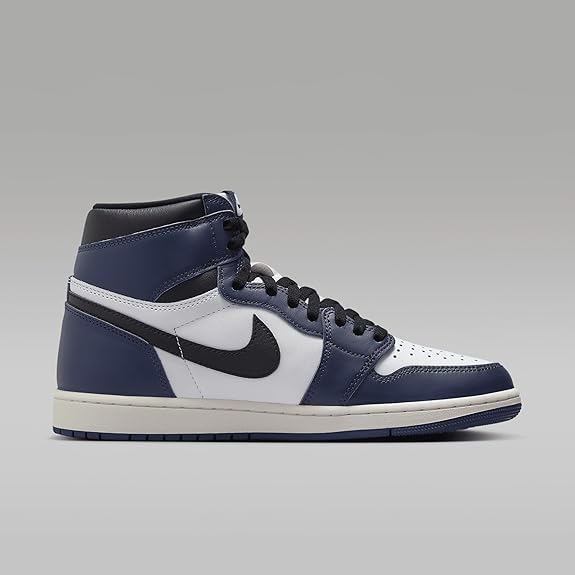 Nike Men's Air Jordan 1 Retro High OG Sneaker Midnight Navy/White/Sail/Black