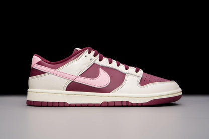 Nike Men's Dunk Low Sneaker Valentine’s Day