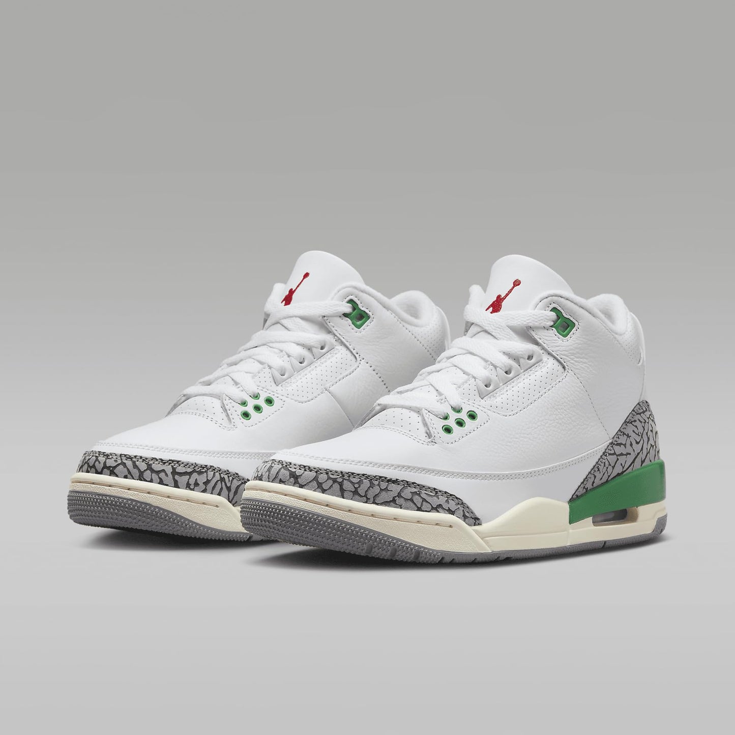 Air Jordan 3 Retro Women's Shoes Size