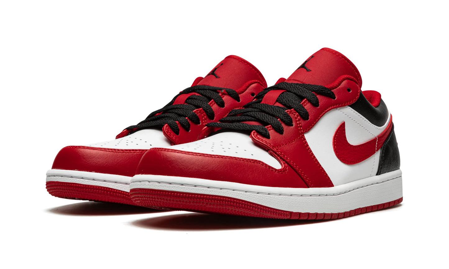 Jordan Mens Jordan 1 Low 553558 163 Bulls  Black/White/Red